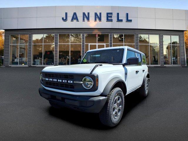 new 2025 Ford Bronco car, priced at $44,020