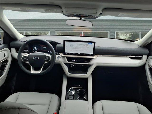 new 2025 Ford Explorer car