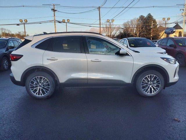 new 2025 Ford Escape car, priced at $38,752