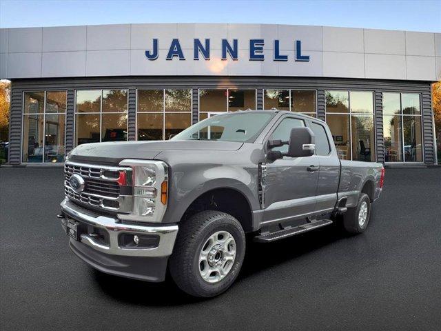 new 2025 Ford F-250 car, priced at $58,385