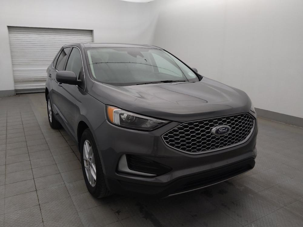 used 2024 Ford Edge car, priced at $24,995