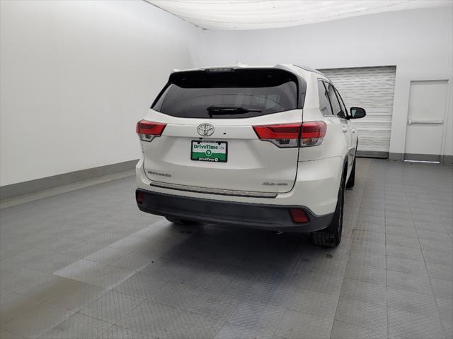 used 2019 Toyota Highlander car, priced at $26,495