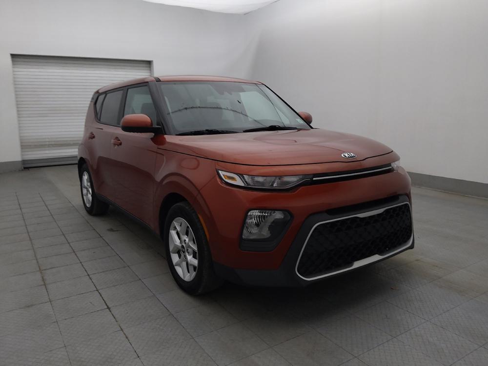 used 2021 Kia Soul car, priced at $15,095