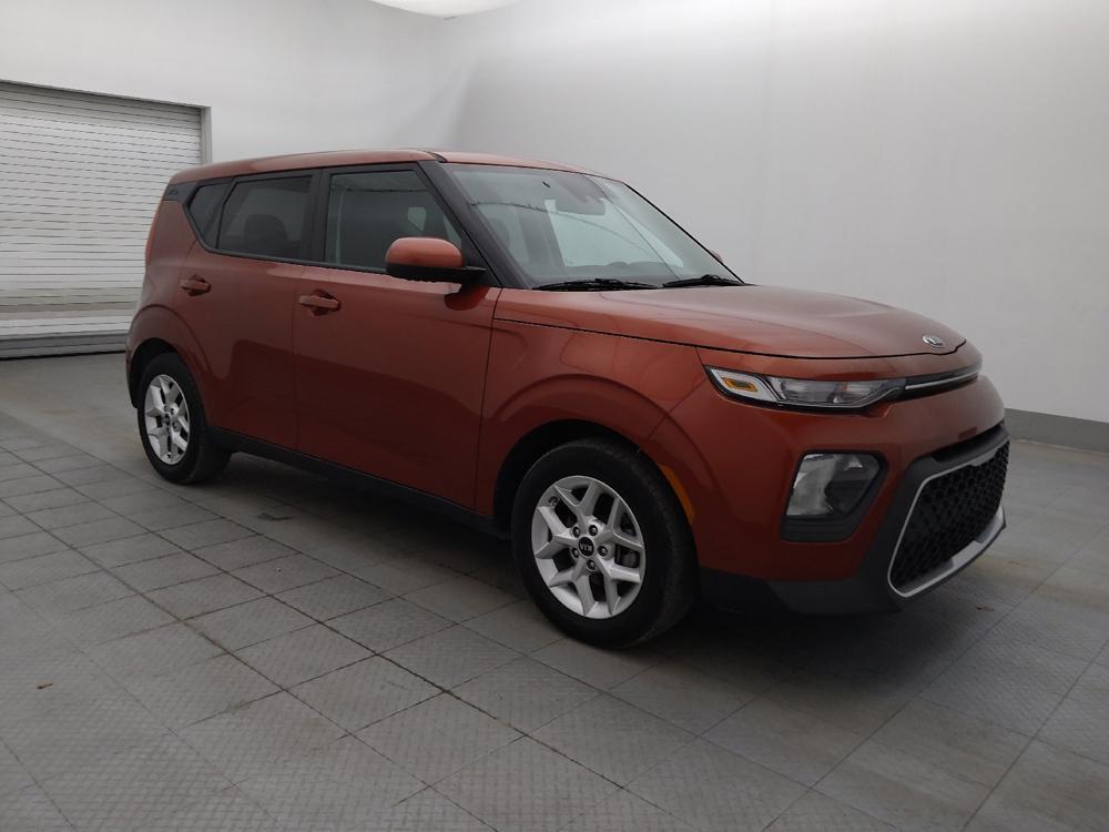 used 2021 Kia Soul car, priced at $15,095