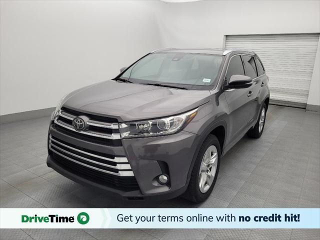 used 2017 Toyota Highlander car, priced at $27,495
