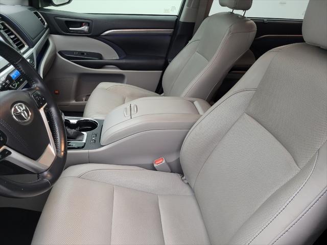used 2017 Toyota Highlander car, priced at $27,495