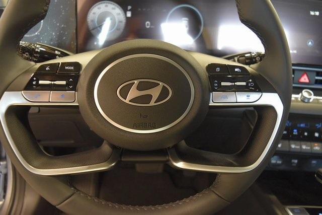new 2024 Hyundai Elantra car, priced at $24,040