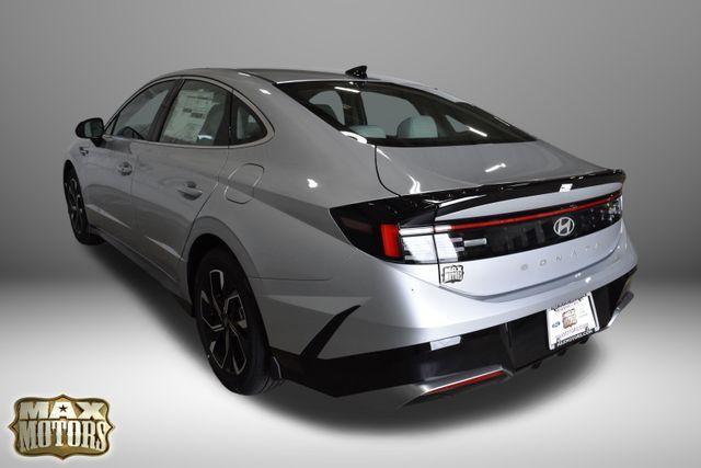 new 2025 Hyundai Sonata car, priced at $29,760