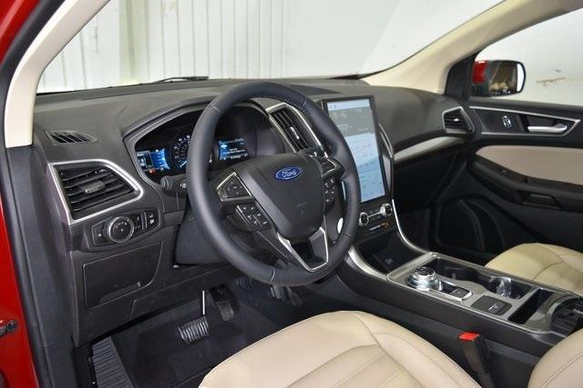 new 2024 Ford Edge car, priced at $41,877
