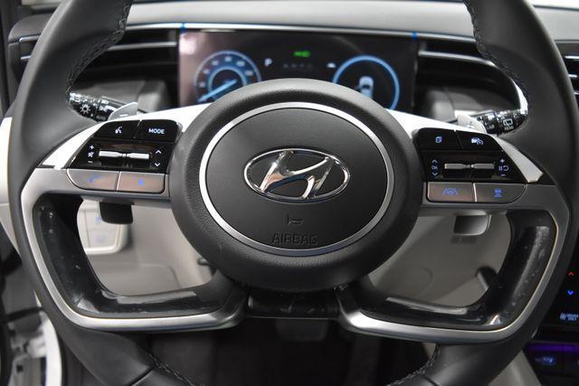new 2024 Hyundai TUCSON Hybrid car, priced at $37,655