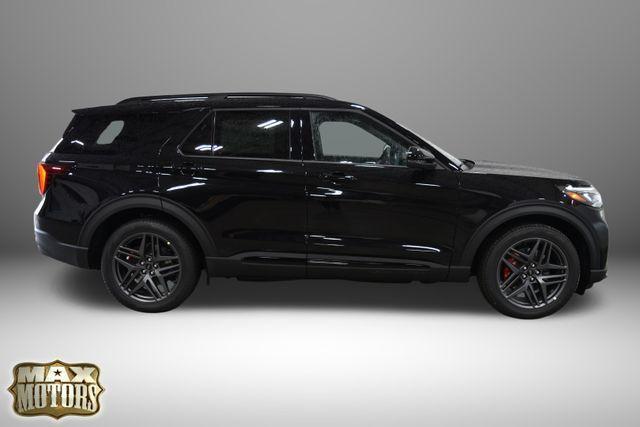 new 2025 Ford Explorer car, priced at $59,995