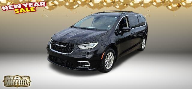 used 2022 Chrysler Pacifica car, priced at $23,297