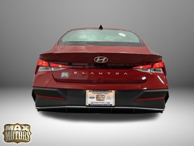 new 2025 Hyundai Elantra car, priced at $21,661