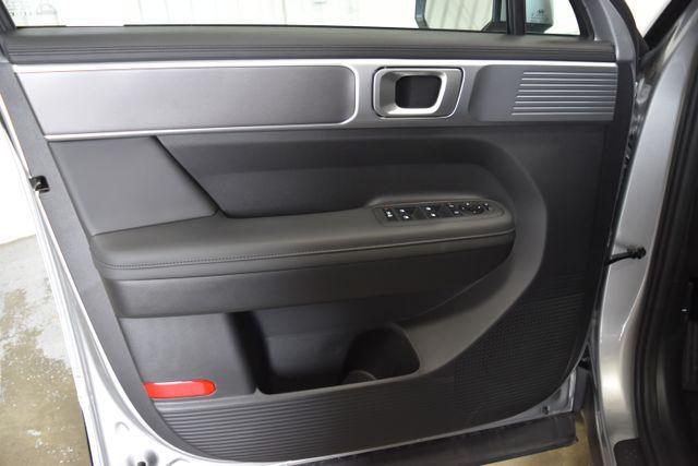 new 2025 Hyundai Santa Fe car, priced at $39,014