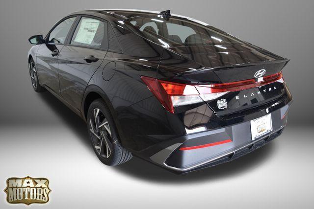 new 2025 Hyundai Elantra car