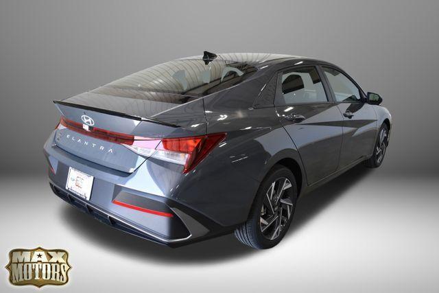 new 2025 Hyundai Elantra car, priced at $25,035