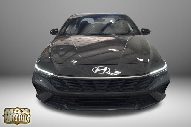 new 2025 Hyundai Elantra car, priced at $25,035