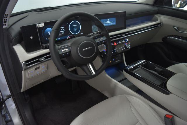 new 2025 Hyundai TUCSON Hybrid car, priced at $43,385