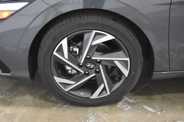 new 2025 Hyundai Elantra car, priced at $28,545