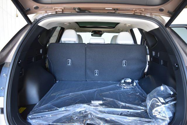 new 2025 Hyundai TUCSON Hybrid car, priced at $38,475