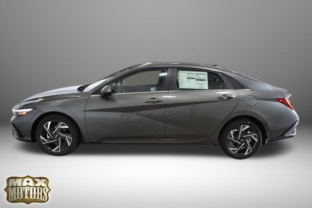 new 2024 Hyundai Elantra car, priced at $24,015