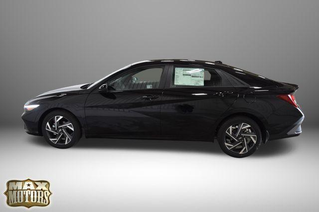 new 2025 Hyundai Elantra car, priced at $25,010
