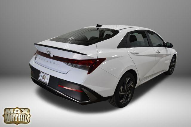 new 2025 Hyundai Elantra car, priced at $22,518