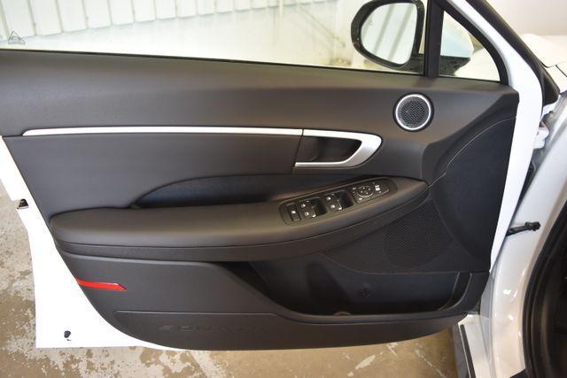 new 2025 Hyundai Sonata car, priced at $30,498
