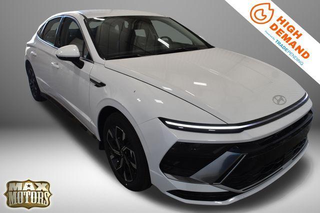 new 2025 Hyundai Sonata car, priced at $30,498