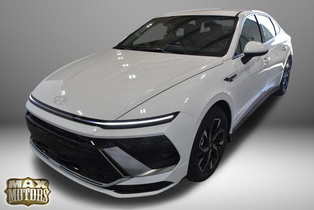 new 2025 Hyundai Sonata car, priced at $30,498