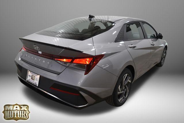 new 2025 Hyundai Elantra car, priced at $22,067