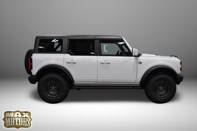 new 2024 Ford Bronco car, priced at $56,039