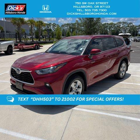 used 2020 Toyota Highlander Hybrid car, priced at $31,990