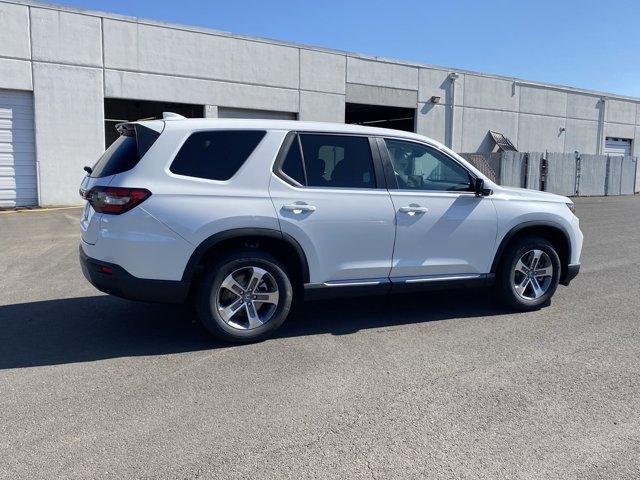 new 2025 Honda Pilot car, priced at $47,505