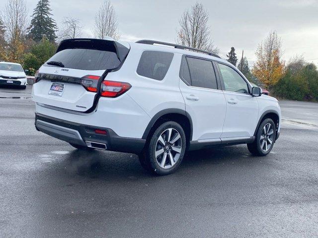 new 2025 Honda Pilot car, priced at $50,055