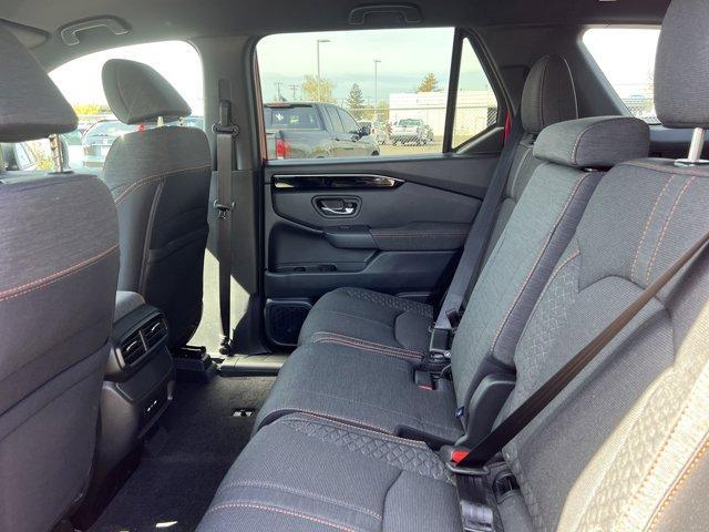 new 2025 Honda Pilot car, priced at $44,205
