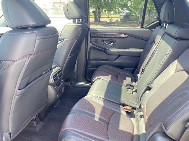 new 2025 Honda Pilot car, priced at $55,030