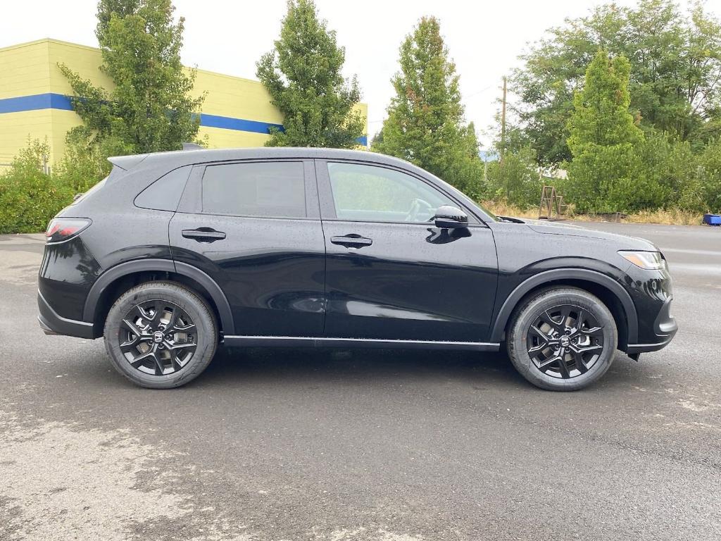 new 2025 Honda HR-V car, priced at $30,050