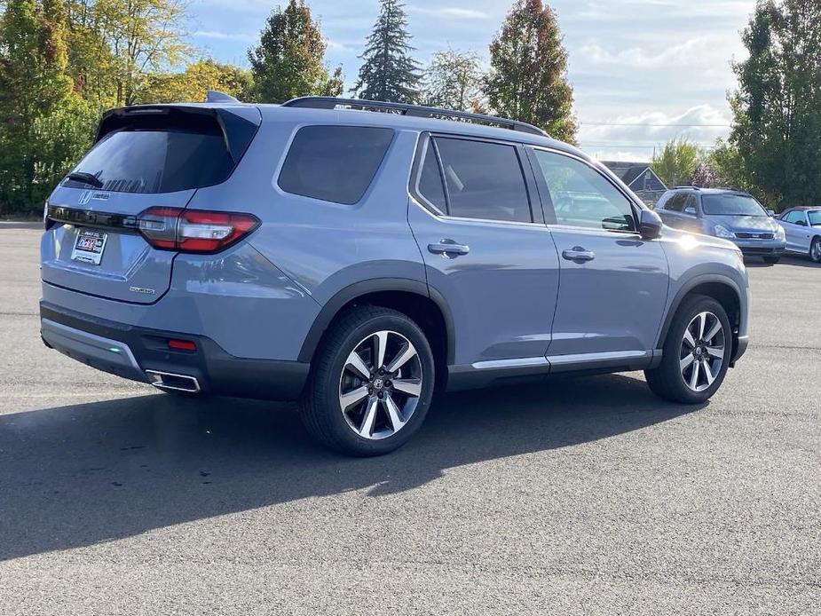 new 2025 Honda Pilot car, priced at $51,150