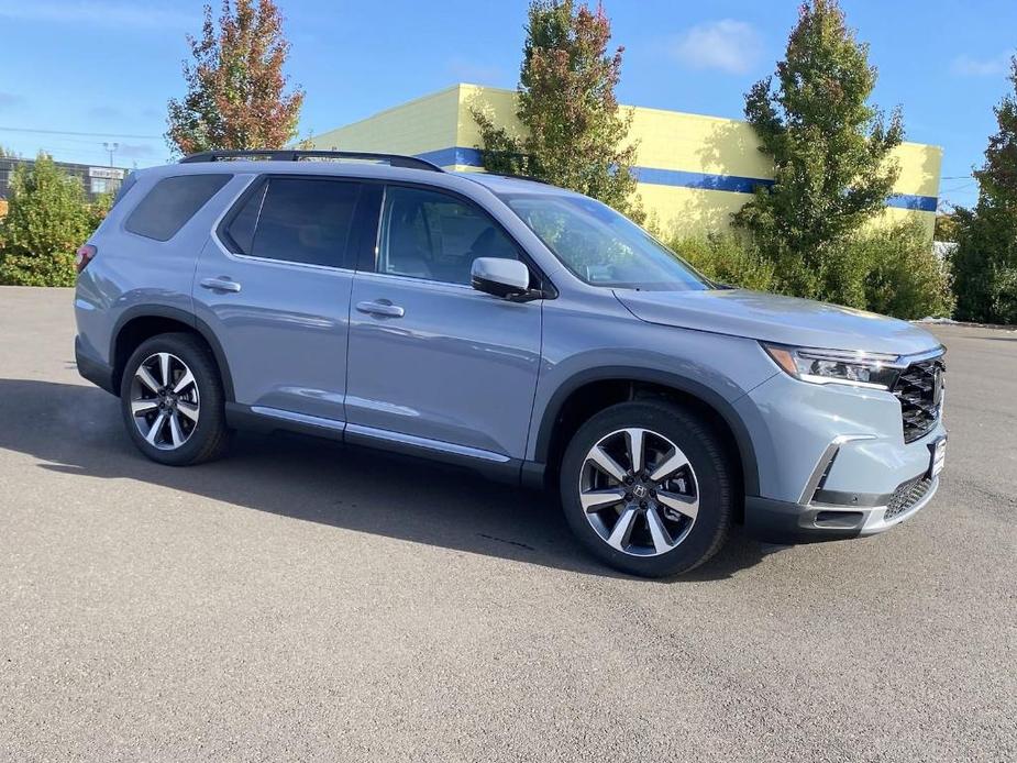 new 2025 Honda Pilot car, priced at $51,150