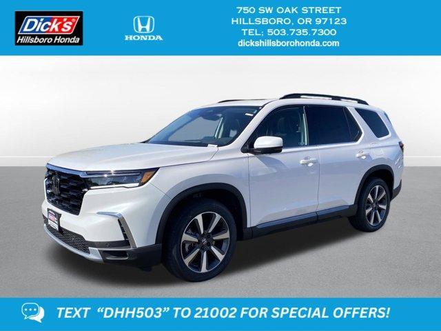 new 2025 Honda Pilot car, priced at $55,715