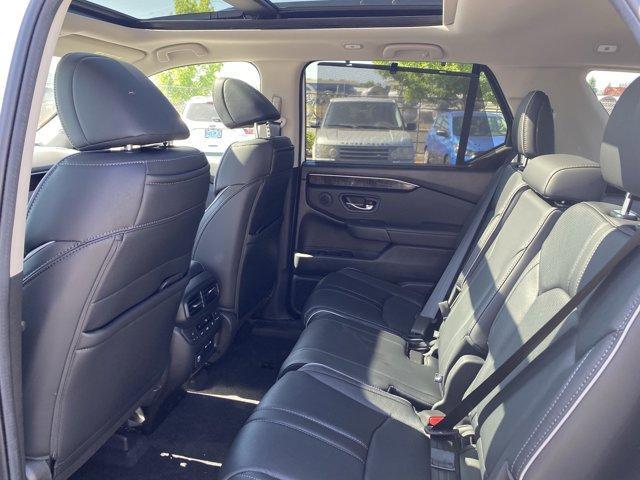 new 2025 Honda Pilot car, priced at $55,715