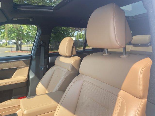 used 2024 Hyundai SANTA FE HEV car, priced at $39,990