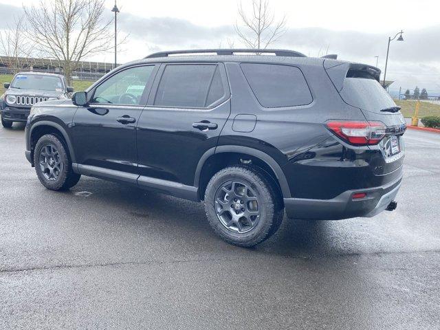 new 2025 Honda Pilot car, priced at $48,850