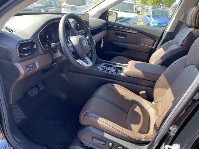 new 2025 Honda Pilot car, priced at $55,260