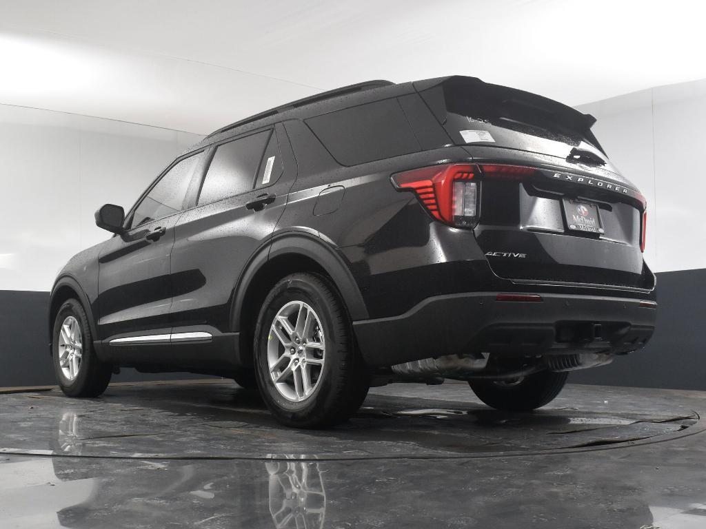 new 2025 Ford Explorer car, priced at $36,450