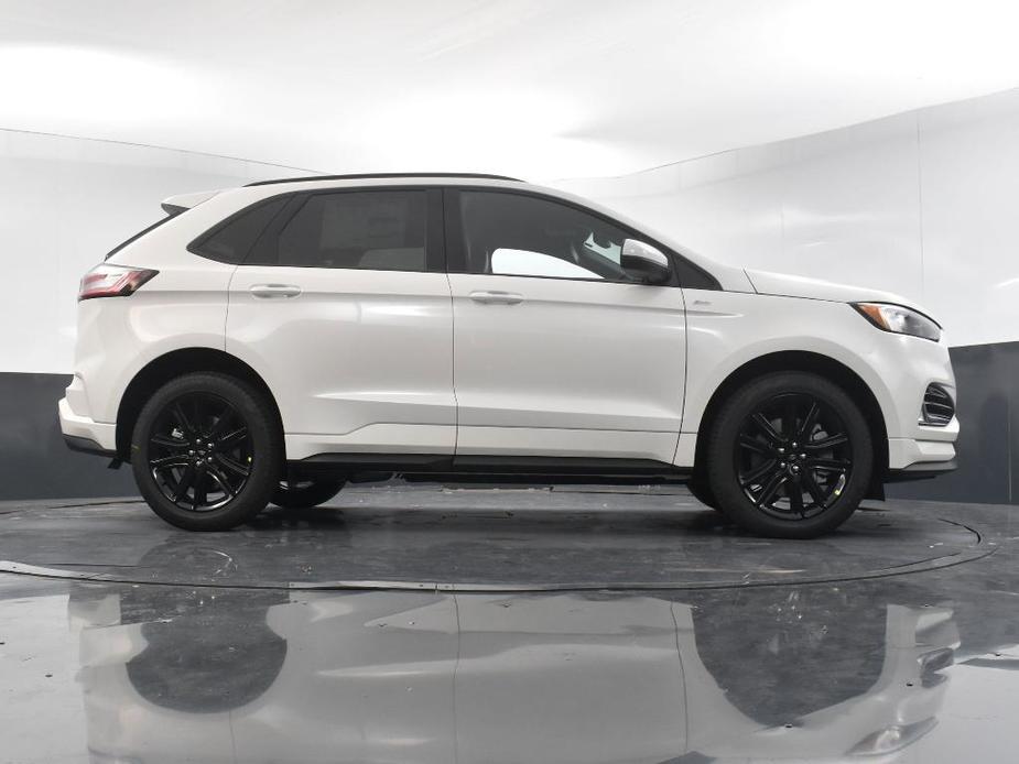 new 2024 Ford Edge car, priced at $34,975