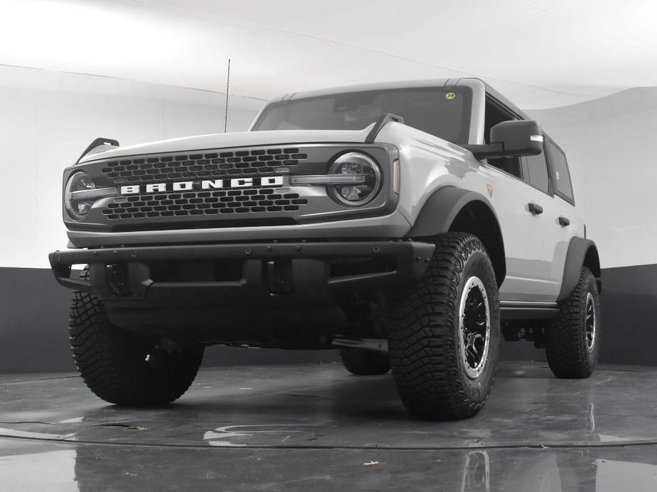 new 2024 Ford Bronco car, priced at $65,215