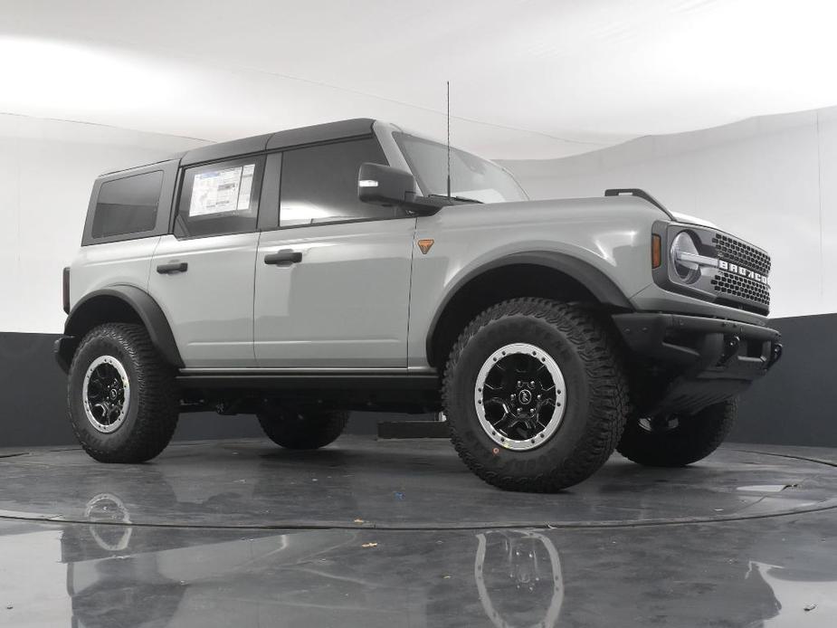 new 2024 Ford Bronco car, priced at $65,215