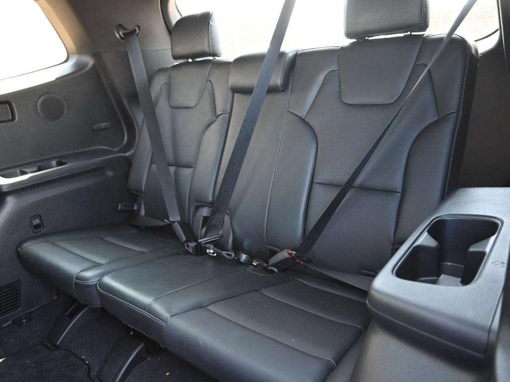 used 2024 Kia Telluride car, priced at $45,994